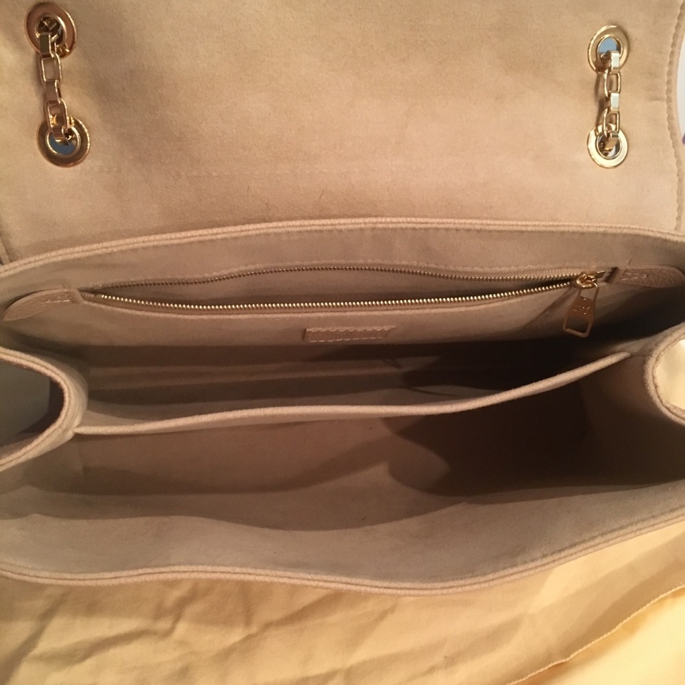 SOLD OUT MINT CONDITION Louis Vuitton Bag - Picture 4 of 6